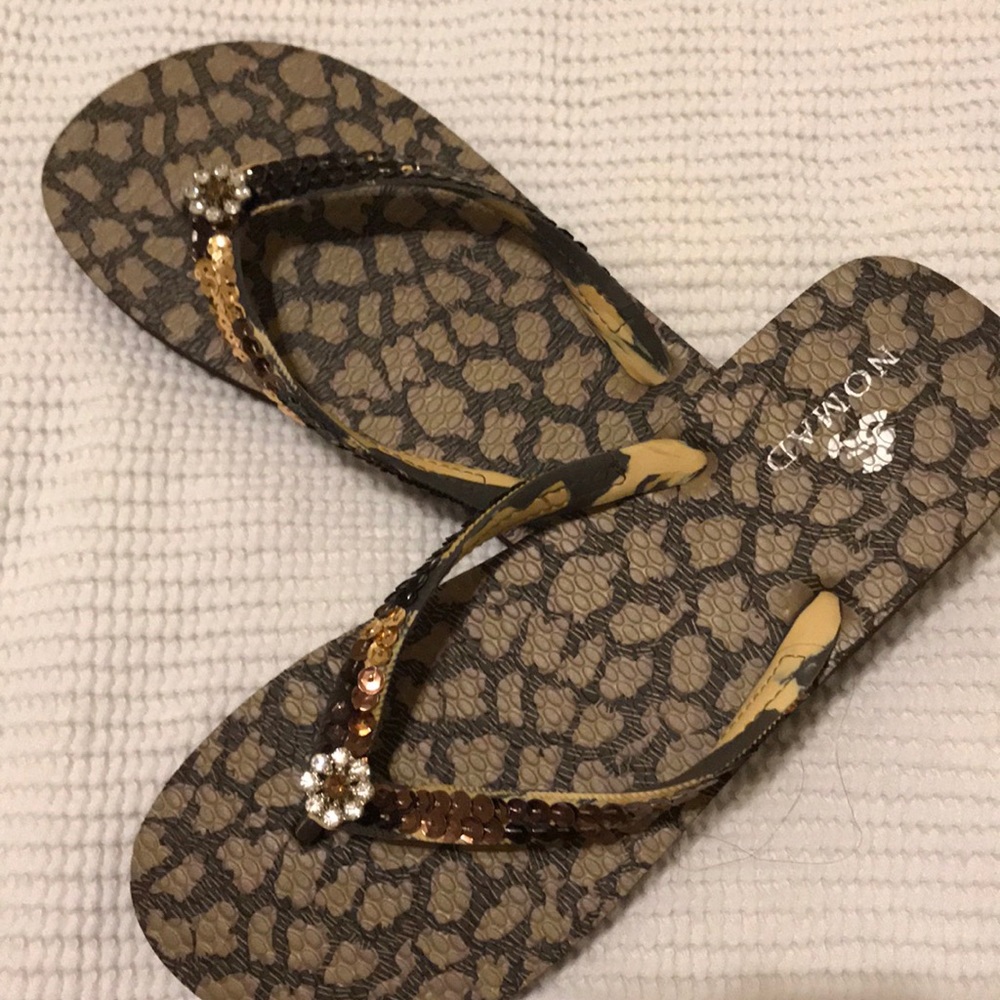 Rhinestone flower flip flop